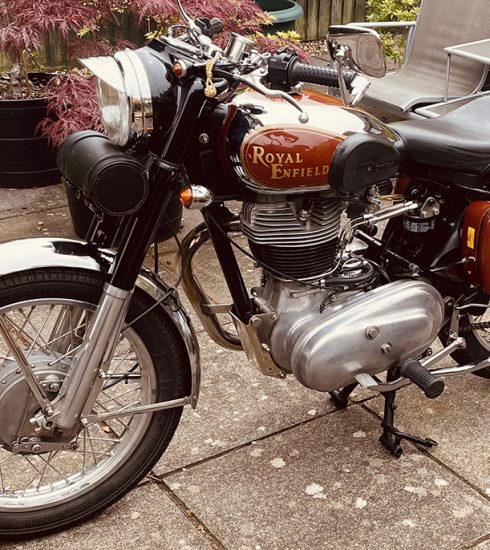 Readers Rides - Stephen T’s Royal Enfield Deluxe 2002 500 Bullet
