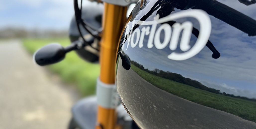 Get An Up-close Look At The Norton Commando 961 Sp