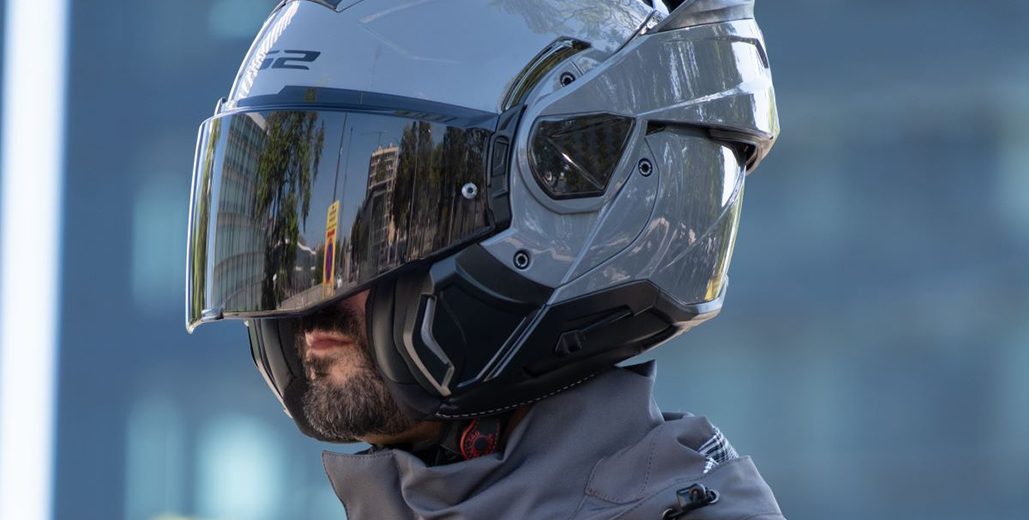 New 180° Flip-front Helmet From Ls2