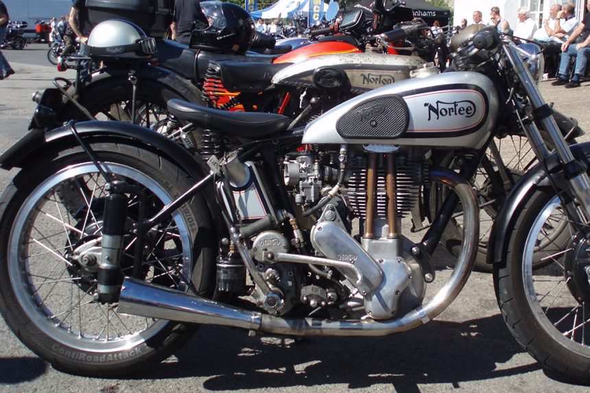 Ace Cafe London: Vintage & Classic Bike Day + Vmcc