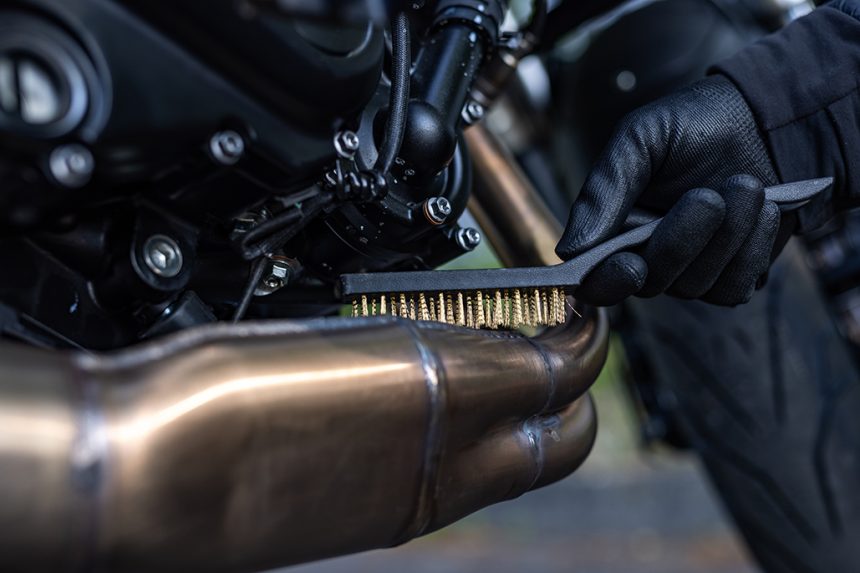 New From Oxford Products: Wire Brush Set