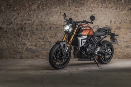 First Chance To Test New Suzuki 8T And 8Tt At Copdock Motorcycle Show