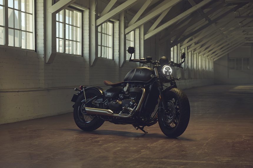 Triumph Unveils The 2026 Bonneville Bobber