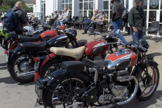 Ace Cafe London: Ariel Owners “Founders Day” &Amp; Classic Bikes
