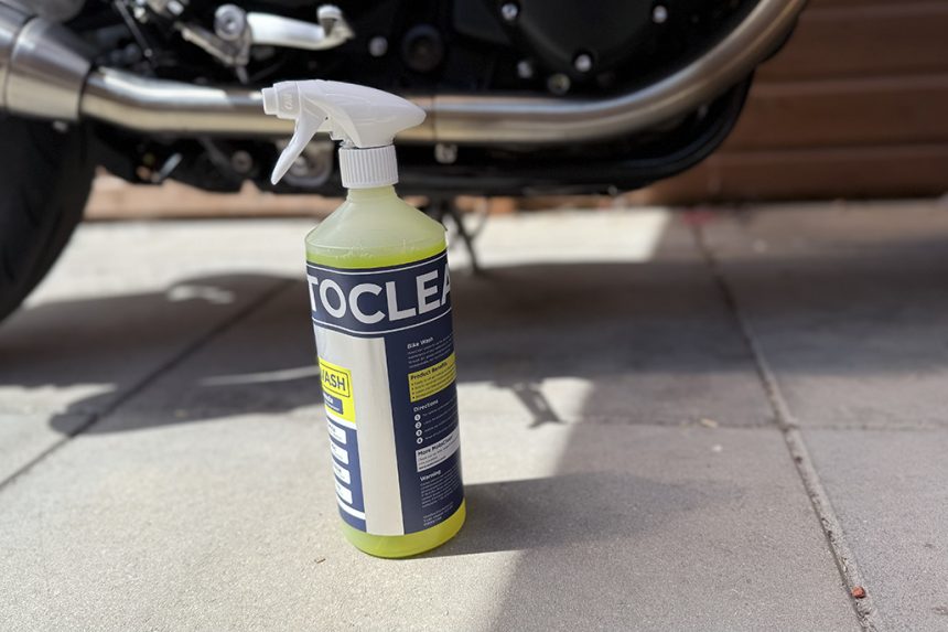 Motoclean Gel Bike Wash Feature