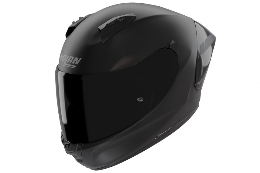 Christmas 2025. With The Nolan N60-6 Sport