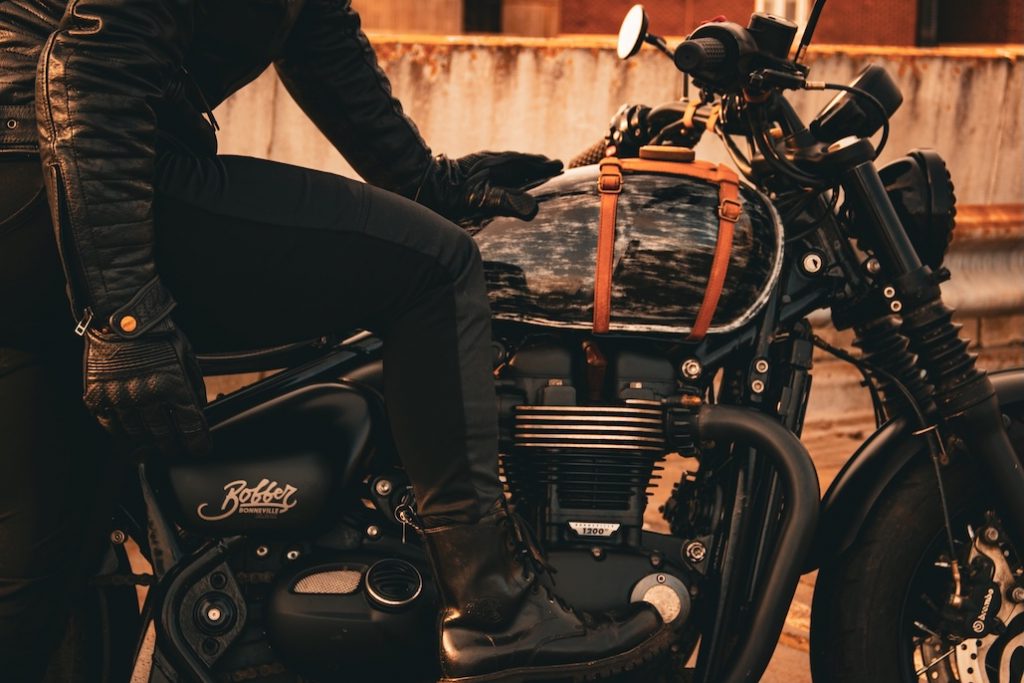 Oxford Ladies Demiwax Leggings: The Perfect Black Essential For Every Wardrobe Oxford Ladies Demiwax Leggings: The Perfect Black Essential For Every Wardrobe