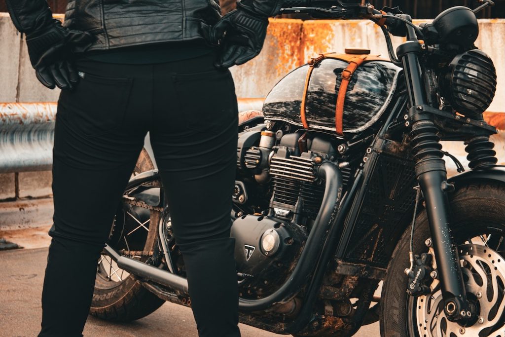 Oxford Ladies Demiwax Leggings: The Perfect Black Essential For Every Wardrobe Oxford Ladies Demiwax Leggings: The Perfect Black Essential For Every Wardrobe