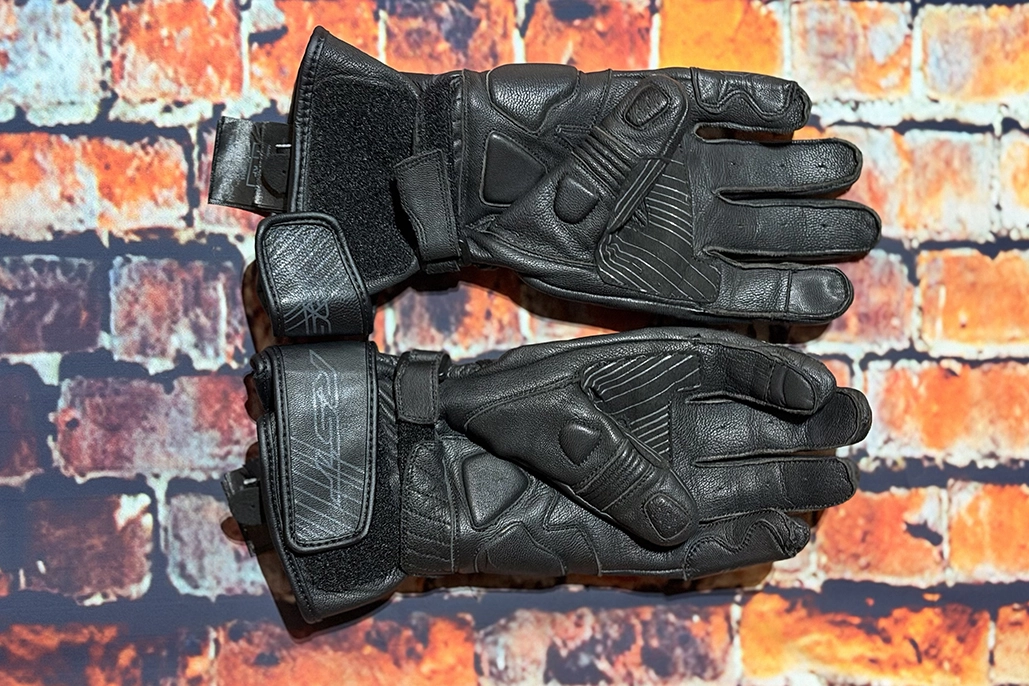 Rst Fulcrum Ce Waterproof Leather Gloves - Comfort Meets Safety Rst Fulcrum Ce Waterproof Leather Gloves - Comfort Meets Safety