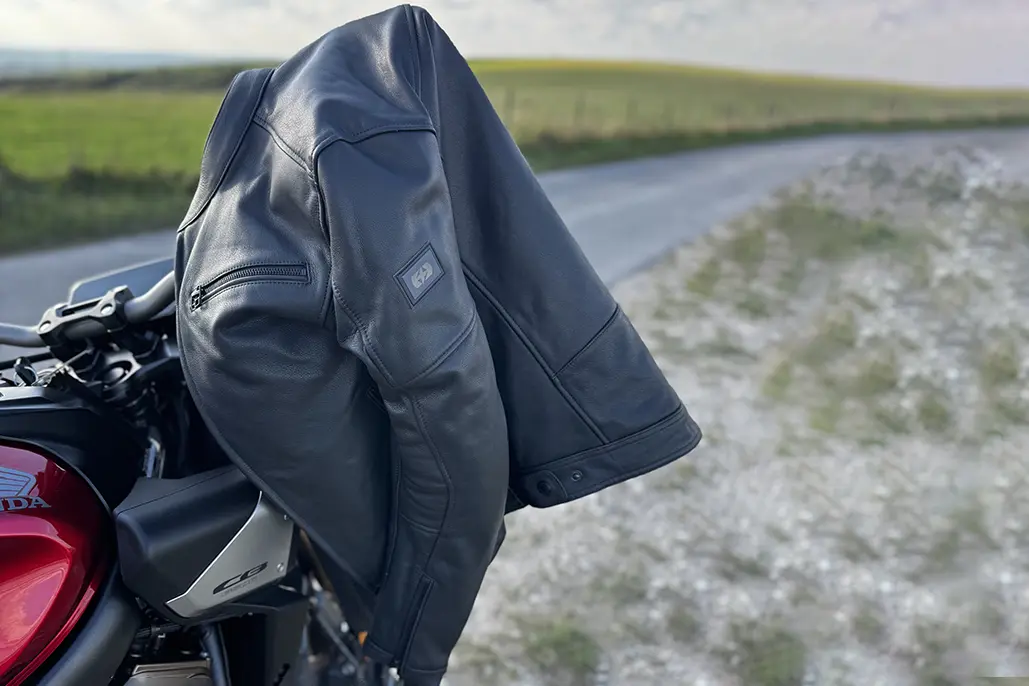 Oxford Henlow Leather Jacket: Timeless Style Meets Ultimate Comfort