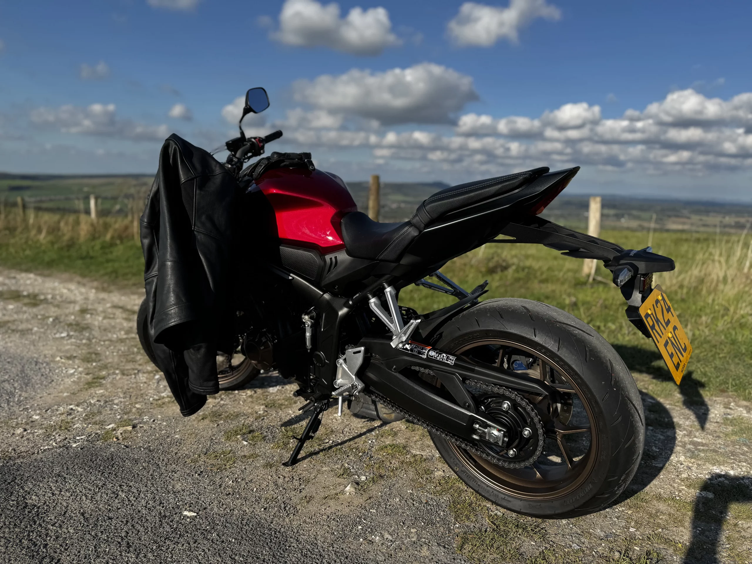 Oxford Henlow Leather Jacket: Timeless Style Meets Ultimate Comfort