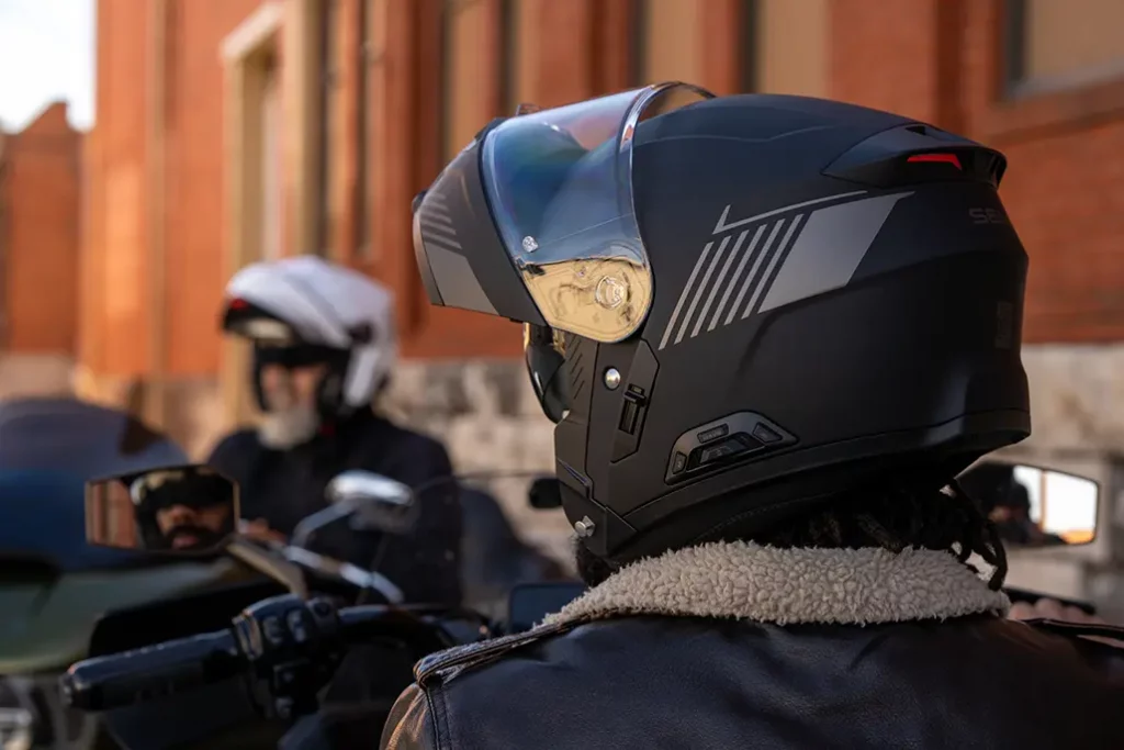 With Specter, Sena Takes The Modular Helmet Concept A Step Further