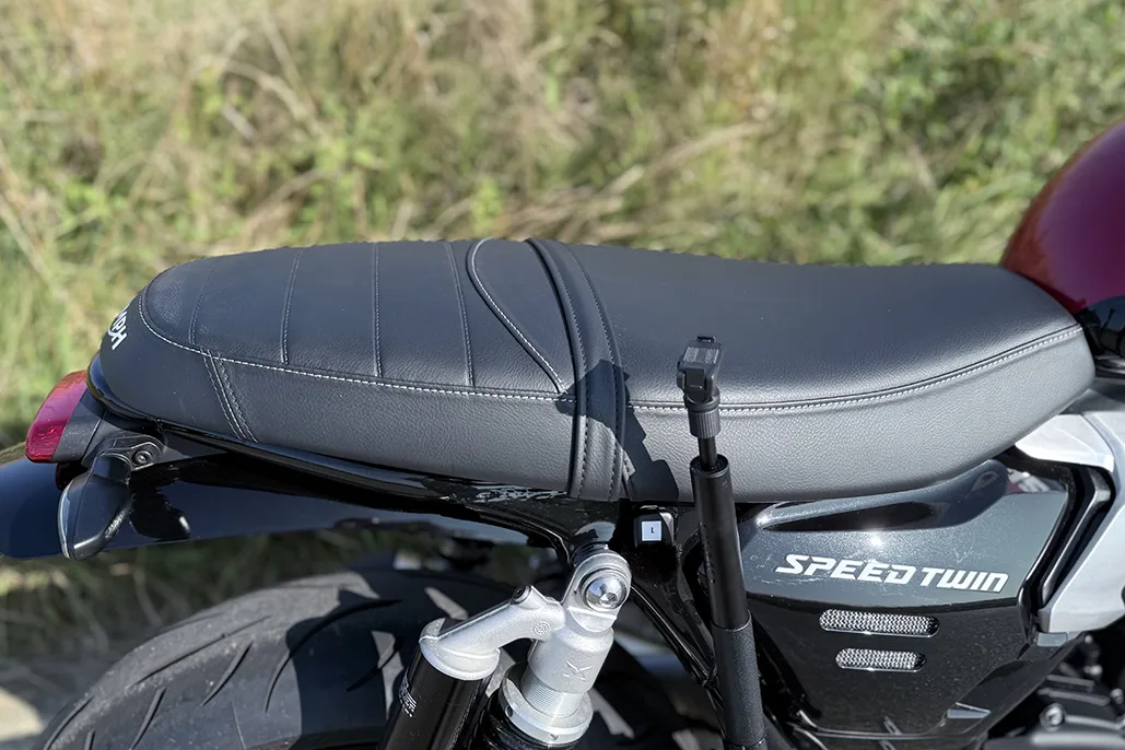Triumph Speed Twin 1200 | Is It The Best Modern Classic? - Read It Now