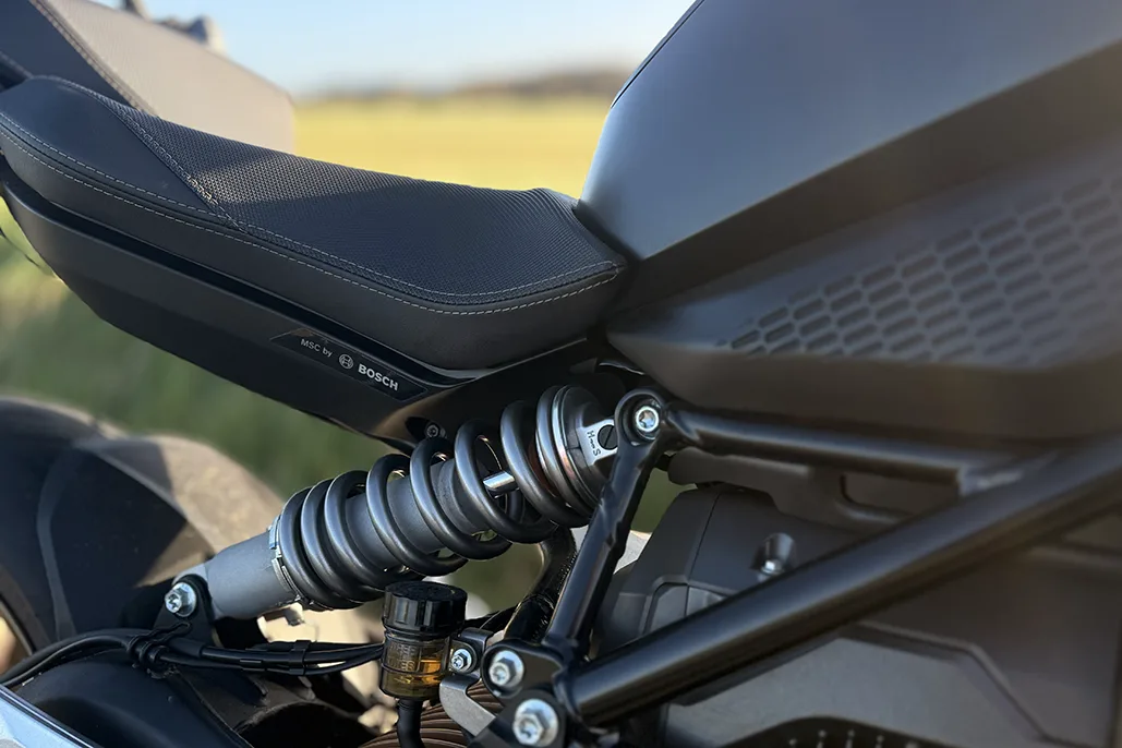 Riding The Future: The Zero Motorcycles Sr/F - Read It Here